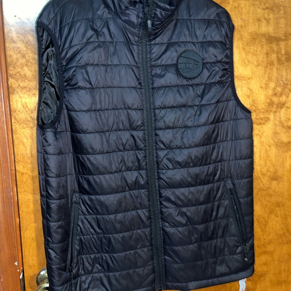 Black STLHD puffer vest